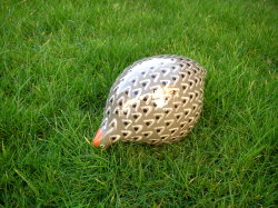Ceramic quail in black